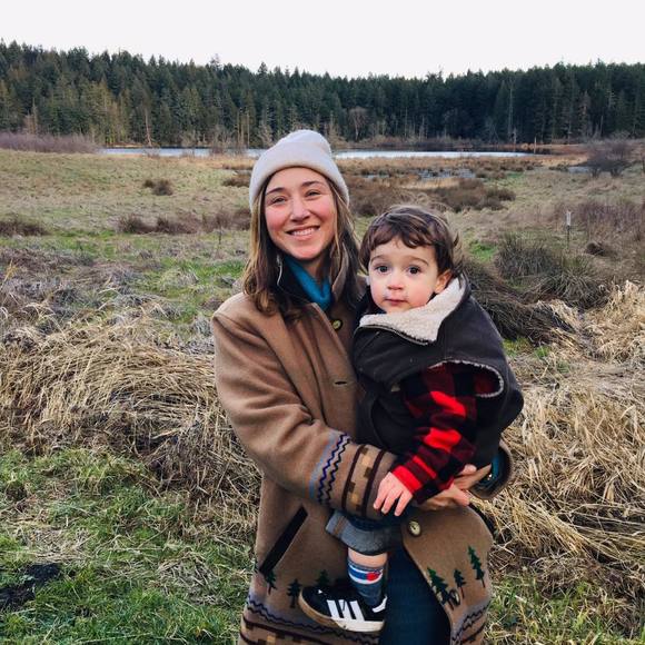 Meet your Posher, Kendall - Picture 1 of 1